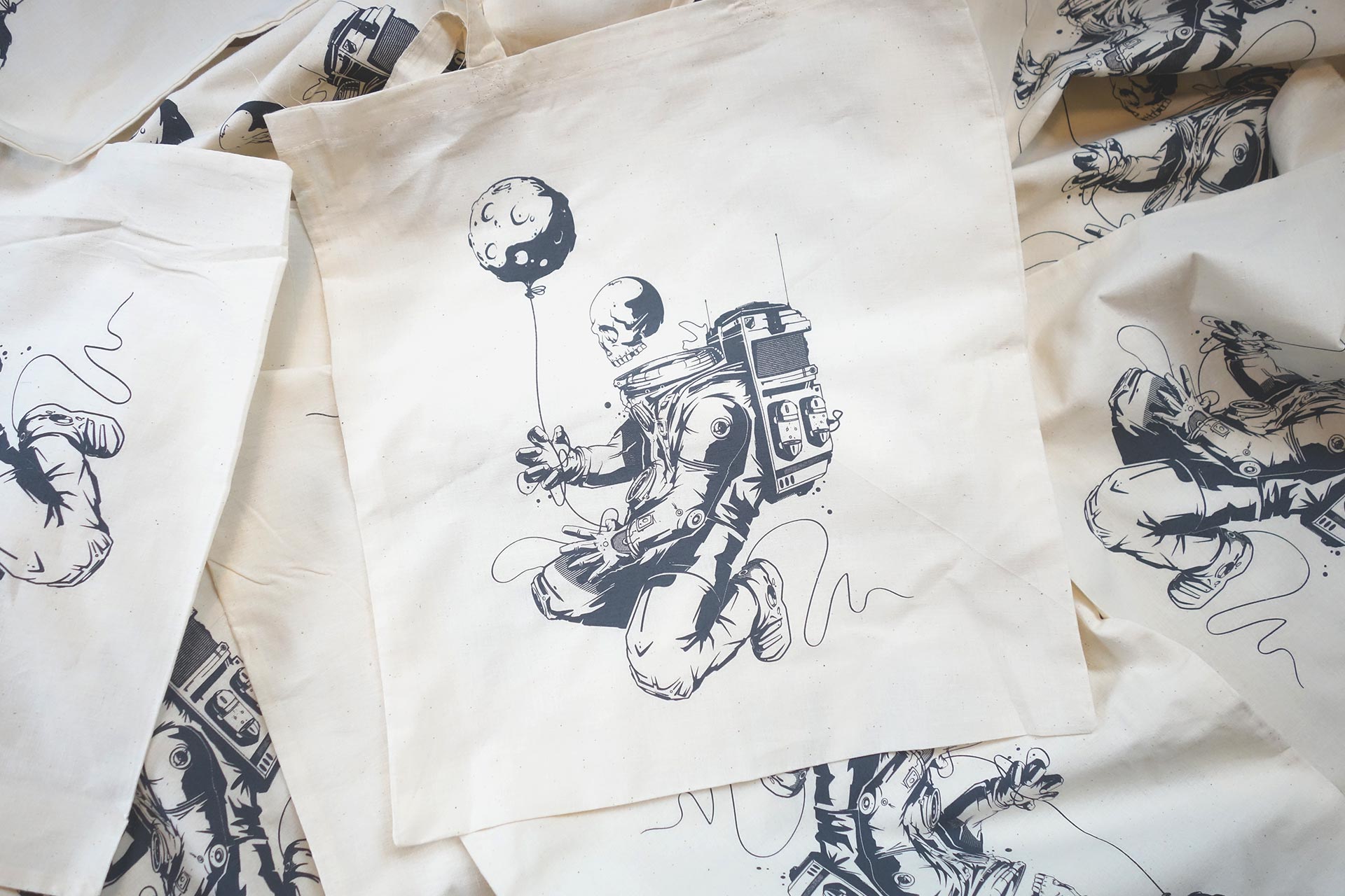 tangled-shop-totebag-01